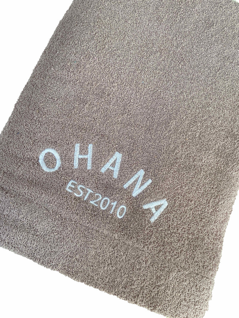 OHANA SIGNATURE SWIM TOWEL